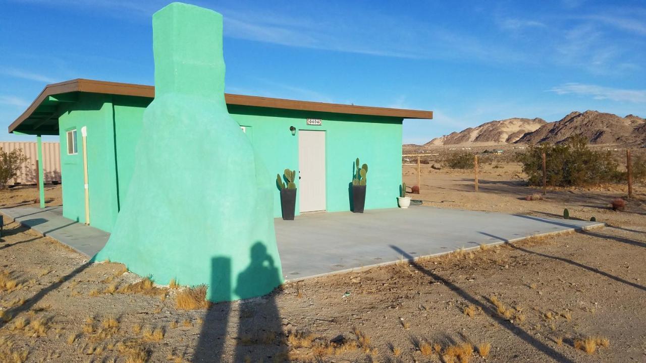 Smitty'S Hideaway Hotel Twentynine Palms Buitenkant foto