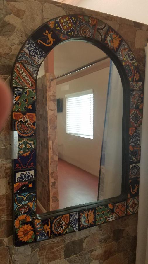 Smitty'S Hideaway Hotel Twentynine Palms Buitenkant foto